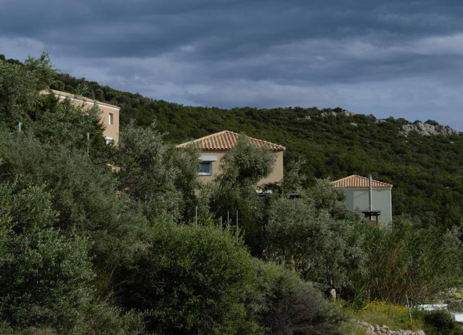 Melolia Estate Apartment Thebes Exterior foto